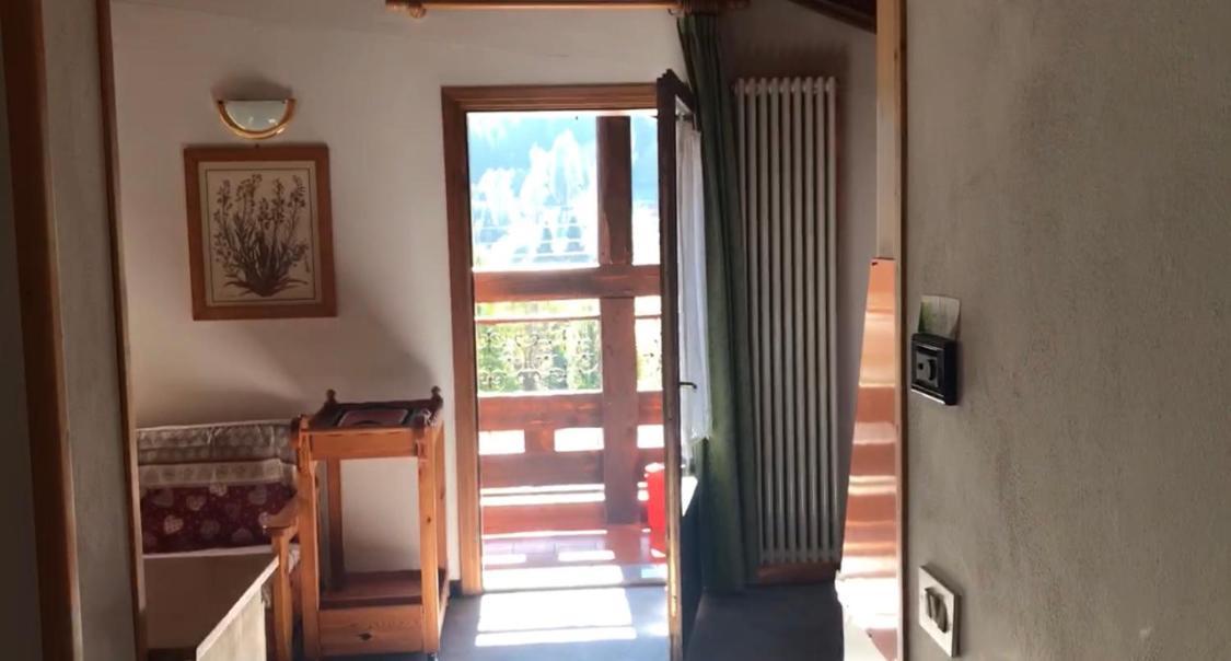 Casa Martini Lägenhet Mezzana  Exteriör bild