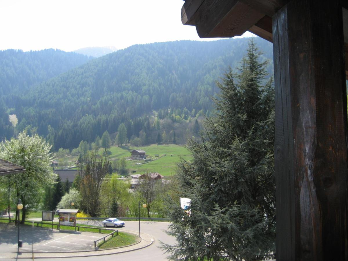 Casa Martini Lägenhet Mezzana  Exteriör bild
