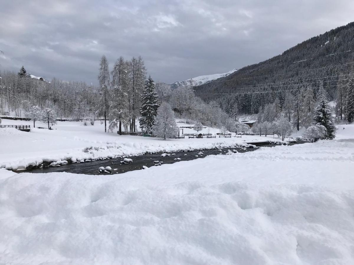 Casa Martini Lägenhet Mezzana  Exteriör bild